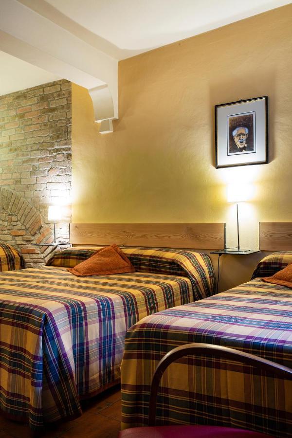 B&B Al Ducale And Apartments بارما المظهر الخارجي الصورة